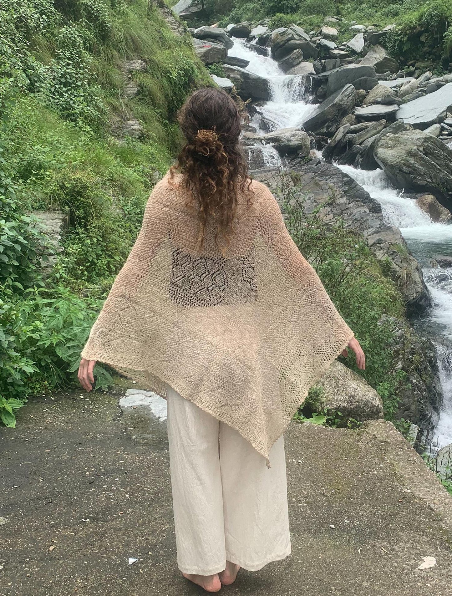 Unisex Nettle Poncho